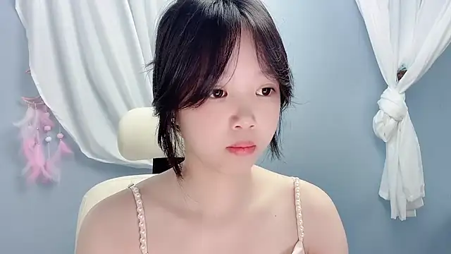 Snapshot of Xiaoqing00 chatting on June 2026 05:05:01 AM Xiaoqing00 online show from June 2026 05:05:01 AM