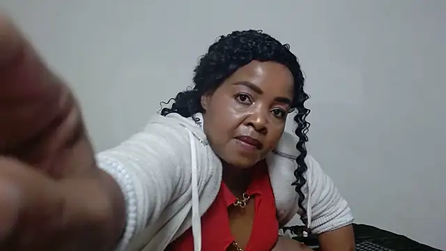 Snapshot of CaramelBaddie16 chatting on June 2026 11:09:02 PM CaramelBaddie16 online show from June 2026 11:09:02 PM