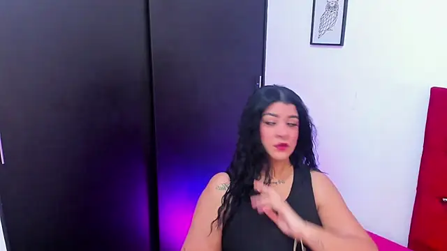 Katty West online show from May 2026 07:22:02 PM
