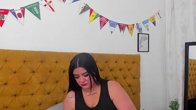 Katty West online show from June 2026 06:52:01 PM
