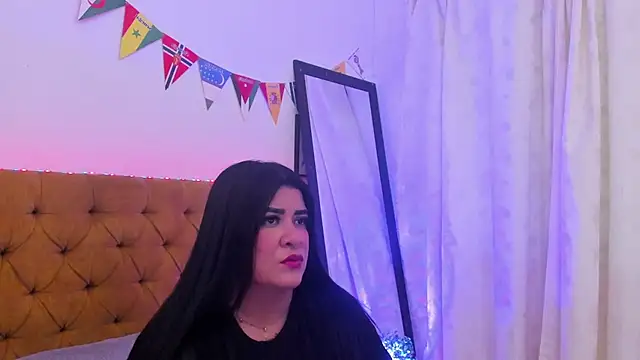 Katty West online show from July 2026 07:09:01 PM