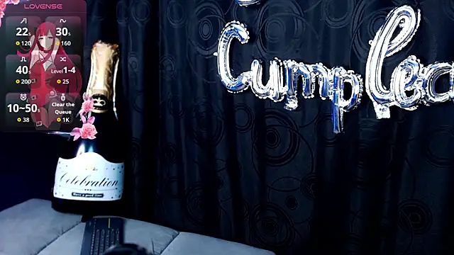 Snapshot of KiomyVamp chatting on July 2026 04:42:02 PM KiomyVamp online show from July 2026 04:42:02 PM