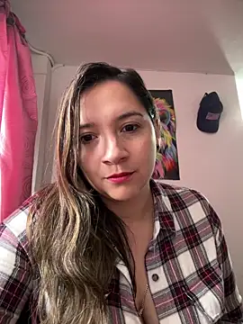 belucci vale online show from April 2026 12:32:02 PM