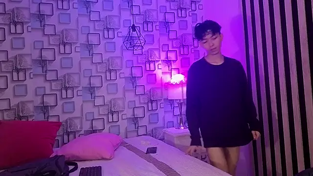 Snapshot of Twink_Sebas7 chatting on June 2026 12:20:01 PM Twink Sebas7 online show from June 2026 12:20:01 PM