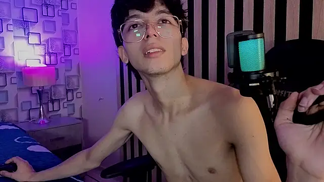 Snapshot of Twink_Sebas7 chatting on June 2026 12:28:02 PM Twink Sebas7 online show from June 2026 12:28:02 PM