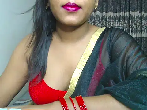 Snapshot of VelvetCoupleLive chatting on June 2026 03:57:01 PM VelvetCoupleLive online show from June 2026 03:57:01 PM
