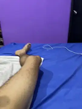 manuelito69ma online show from May 2026 09:30:02 PM