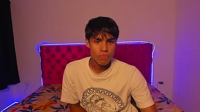 skinny sam online show from April 2026 04:06:02 AM