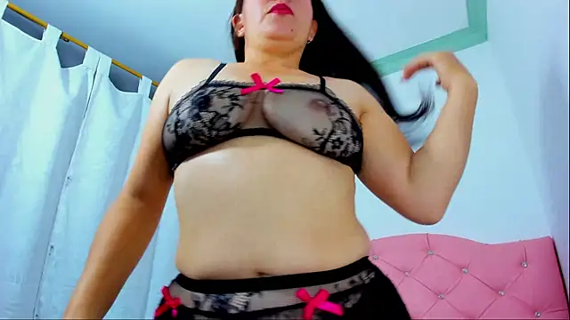 Snapshot of Celeste_Archer chatting on April 2026 01:14:01 PM Celeste Archer online show from April 2026 01:14:01 PM