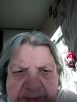 MartaMia68 online show from May 2026 04:15:02 PM