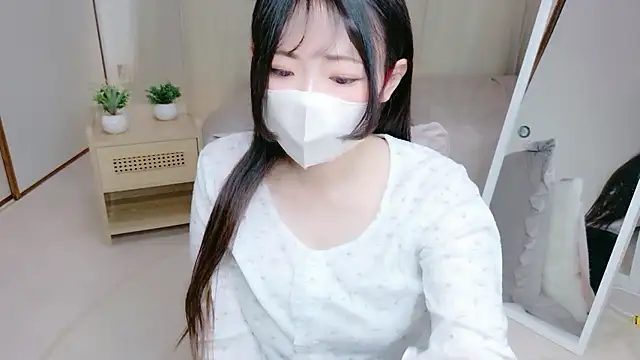 Satomi nn online show from May 2026 12:27:02 AM
