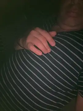 Snapshot of elysmay chatting on April 2026 10:15:01 PM elysmay online show from April 2026 10:15:01 PM