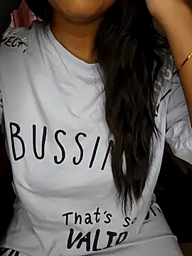 Tamilmoon006 online show from June 2026 05:34:01 AM