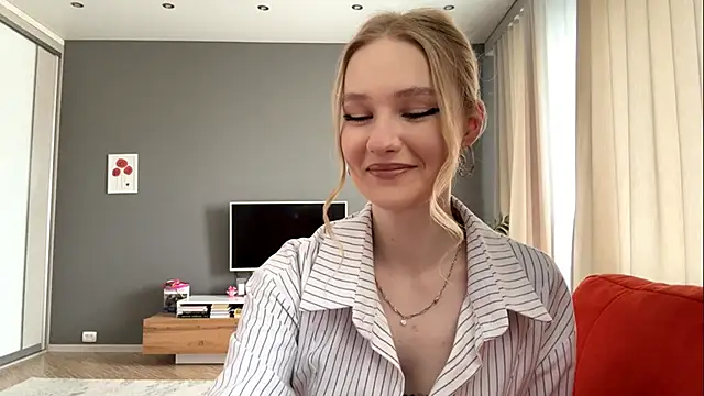 Snapshot of PlasaRima chatting on May 2026 04:07:01 AM PlasaRima online show from May 2026 04:07:01 AM