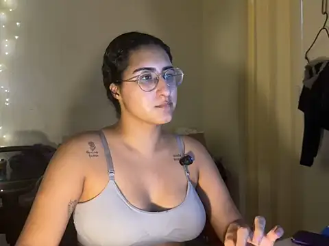 jasmineprincess  online show from May 2026 05:07:01 PM