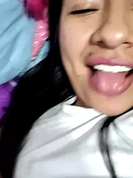 Snapshot of alisonnturbay chatting on June 2026 04:32:02 AM alisonnturbay online show from June 2026 04:32:02 AM