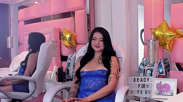 Snapshot of LeilaScott chatting on June 2026 02:47:02 AM LeilaScott online show from June 2026 02:47:02 AM