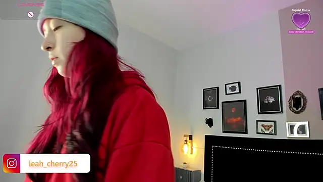 Snapshot of Leah_cherry chatting on May 2026 10:48:01 PM Leah cherry online show from May 2026 10:48:01 PM