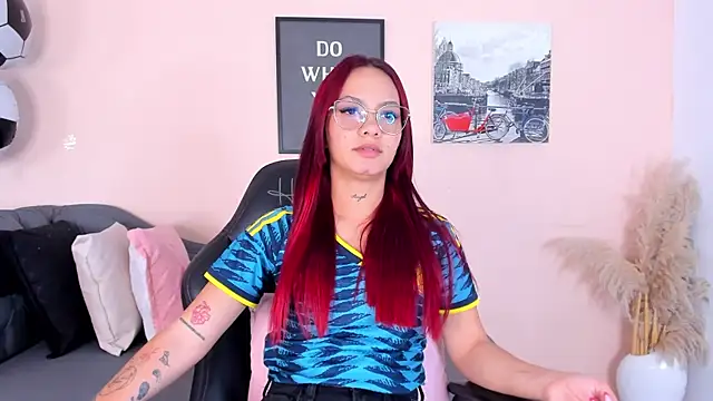 Snapshot of _MaryAnn chatting on June 2026 09:02:01 PM MaryAnn online show from June 2026 09:02:01 PM