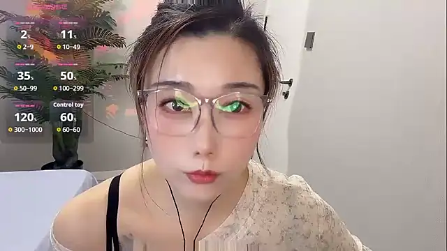 Snapshot of Yunxi- chatting on May 2026 02:14:01 PM Yunxi- online show from May 2026 02:14:01 PM