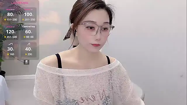 Snapshot of Yunxi- chatting on July 2026 01:02:01 PM Yunxi- online show from July 2026 01:02:01 PM