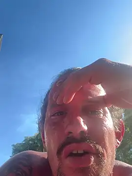 youngwildfreee online show from April 2026 09:37:02 PM