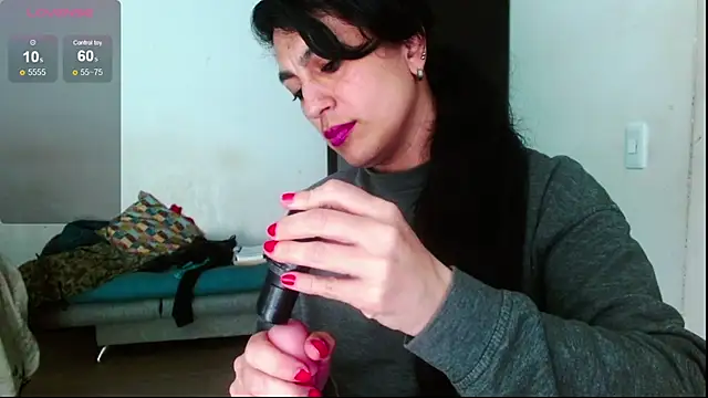Snapshot of diosa_gil chatting on July 2026 01:52:01 AM diosa gil online show from July 2026 01:52:01 AM