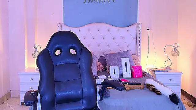 elizabeth santos1 online show from July 2026 09:28:02 PM