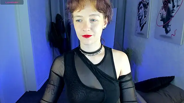 Ricki Bloom online show from May 2026 01:11:02 AM