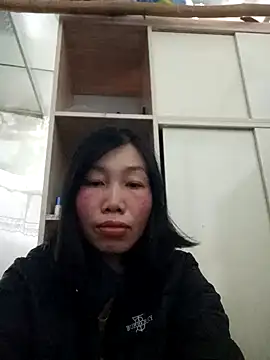 Snapshot of _Brenna_squirt chatting on April 2026 07:52:01 PM Brenna squirt online show from April 2026 07:52:01 PM