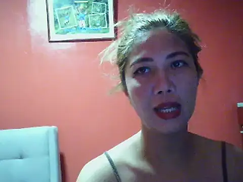 Snapshot of Cutie-Smile chatting on May 2026 04:09:02 AM Cutie-Smile online show from May 2026 04:09:02 AM