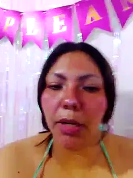 Snapshot of Izel_ chatting on May 2026 01:56:01 AM Izel online show from May 2026 01:56:01 AM