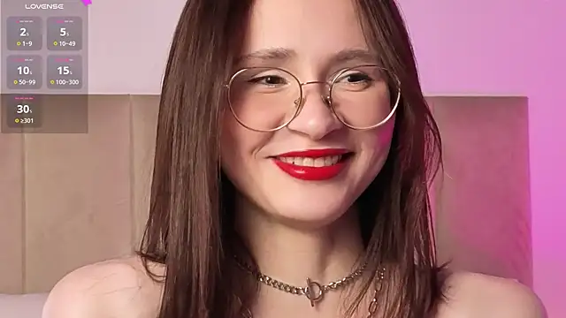 EvelDevil online show from April 2026 09:39:33 PM