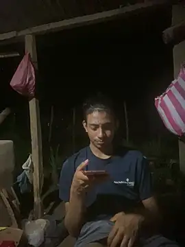 Snapshot of Mellvinn chatting on July 2026 05:14:02 AM Mellvinn online show from July 2026 05:14:02 AM