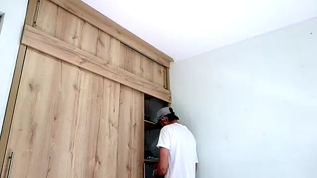 andrew 1520 online show from November 2025 08:18:01 PM