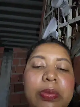 Snapshot of Ninibella chatting on April 2026 02:27:02 AM Ninibella online show from April 2026 02:27:02 AM