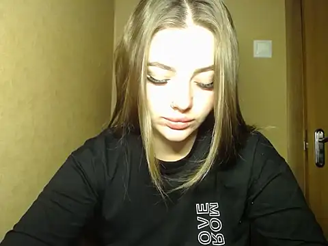 Lola77   online show from July 2026 08:52:02 PM