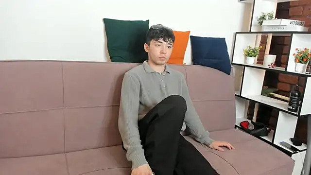 VelarMotion online show from April 2026 09:37:01 AM