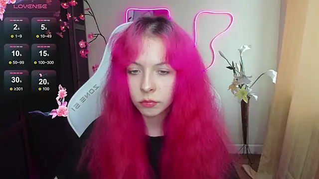 InfernoKitten online show from May 2026 01:00:02 AM