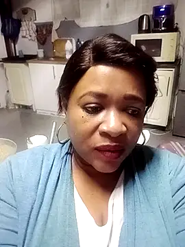BUSTYQUEEN56  online show from May 2026 03:53:02 PM