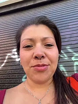 Snapshot of SARA_21- chatting on April 2026 12:58:01 PM SARA 21- online show from April 2026 12:58:01 PM