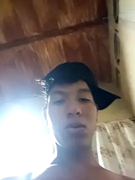 Snapshot of Esneider_boy chatting on April 2026 04:29:01 AM Esneider boy online show from April 2026 04:29:01 AM