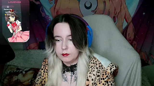 Snapshot of mirabite_ chatting on April 2026 07:36:01 AM mirabite online show from April 2026 07:36:01 AM