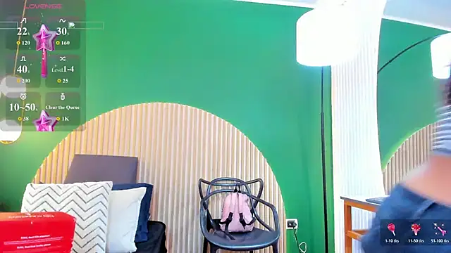 Snapshot of sophiahart chatting on May 2026 12:13:02 PM sophiahart online show from May 2026 12:13:02 PM