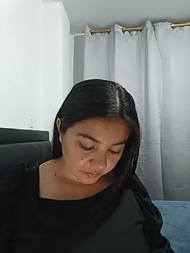 Snapshot of karoduq4 chatting on May 2026 11:24:01 PM karoduq4 online show from May 2026 11:24:01 PM