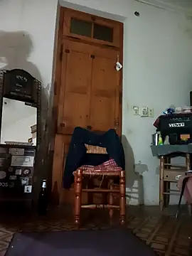 lucybeb online show from April 2026 07:47:02 AM