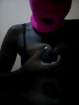 Snapshot of Heizelb chatting on April 2026 08:48:01 PM Heizelb online show from April 2026 08:48:01 PM