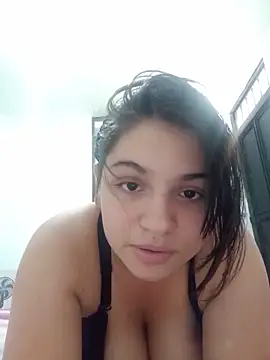 Snapshot of rosemilkbobs chatting on June 2026 07:59:01 PM rosemilkbobs online show from June 2026 07:59:01 PM