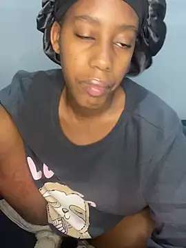 petite bee online show from July 2026 01:34:01 AM