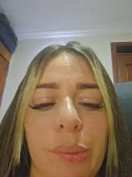Snapshot of BriannaBunnyy chatting on May 2026 05:16:01 AM BriannaBunnyy online show from May 2026 05:16:01 AM